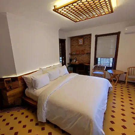 Gahi Homestay Hue Exterior photo